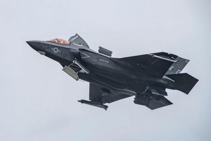 Avion de luptă F-35