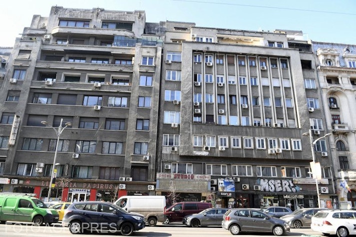 Bloc pe Bulevardul Magheru din Bucuresti