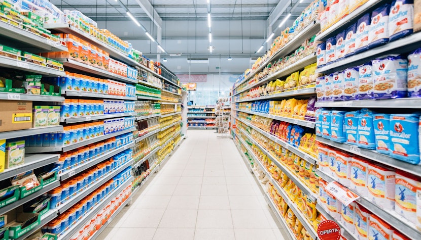 Ungaria, țara cu cea mai mare inflație din UE. Guvernul va forţa marii retaileri de alimente să reducă preţurile la unele produse de bază magazin alimente