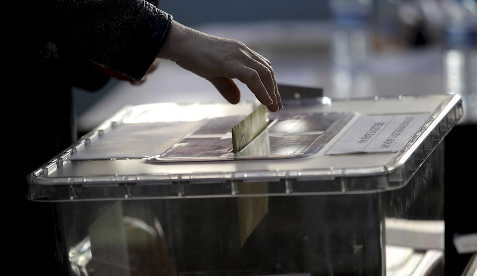 Procedura de votare în cadrul alegerilor parlamentare şi prezidenţiale din Turcia începe joi în cazul cetăţenilor turci din străinătate