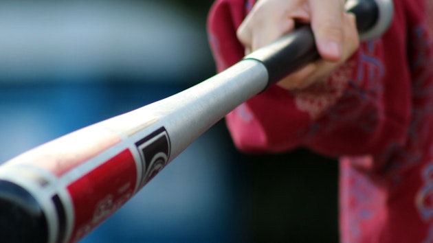Atac cu bâta de baseball