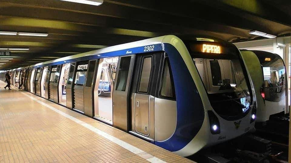 Bucureștenii au testat simulatorul Metrorex pentru condusul metroului