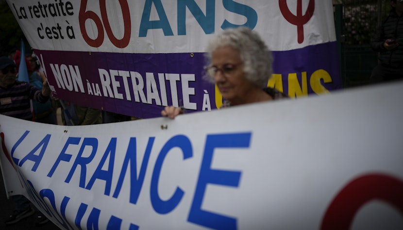 Sindicatele franceze se mobilizează pentru o nouă acțiune de protest față de reforma pensiilor