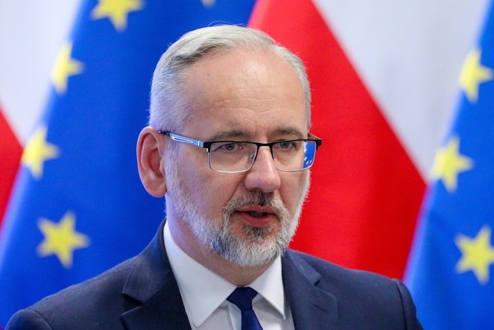 Adam Niedzielski, ministrul sănătății din Polonia, a demisionat în urma unor acuzații că a încălcat secretul medical