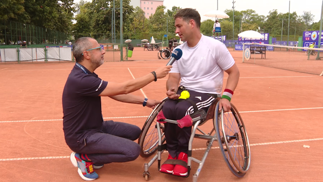tenis nourescu