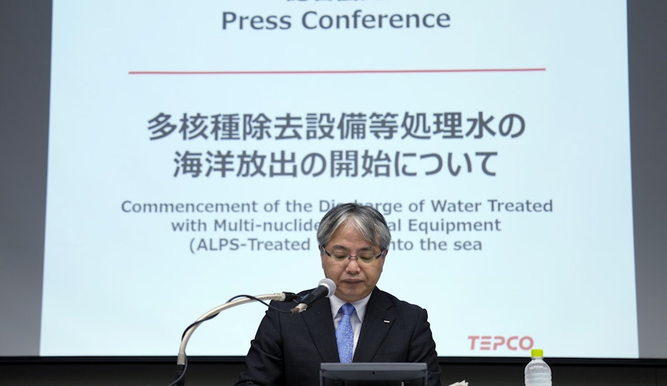 apei tratate pentru Tokyo Electric Power Co. (TEPCO) Holdings, care operează centrala nucleară Fukushima nr. 1.
