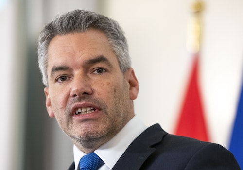 Karl Nehammer, cancelarul Austriei