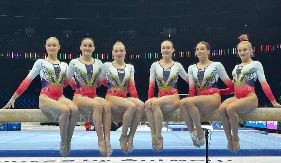 Echipa feminină de gimnastică