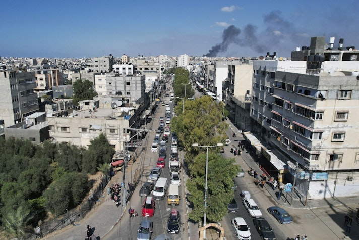 vedere aeriana din fasia gaza, cu masini si cladiri