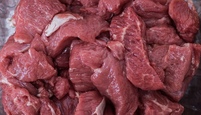 Diabetul de tip 2 afectează modul în care organismul gestionează glucoza carne rosie