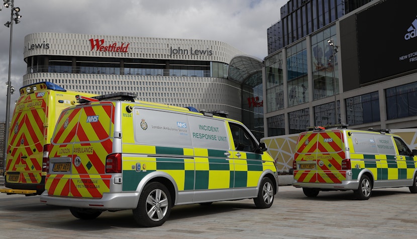 Ambulanțe în Regatul Unit