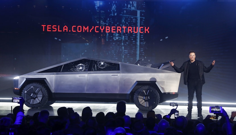 Tesla Cybertruck, noua camionetă electrică prezentată de Elon Musk