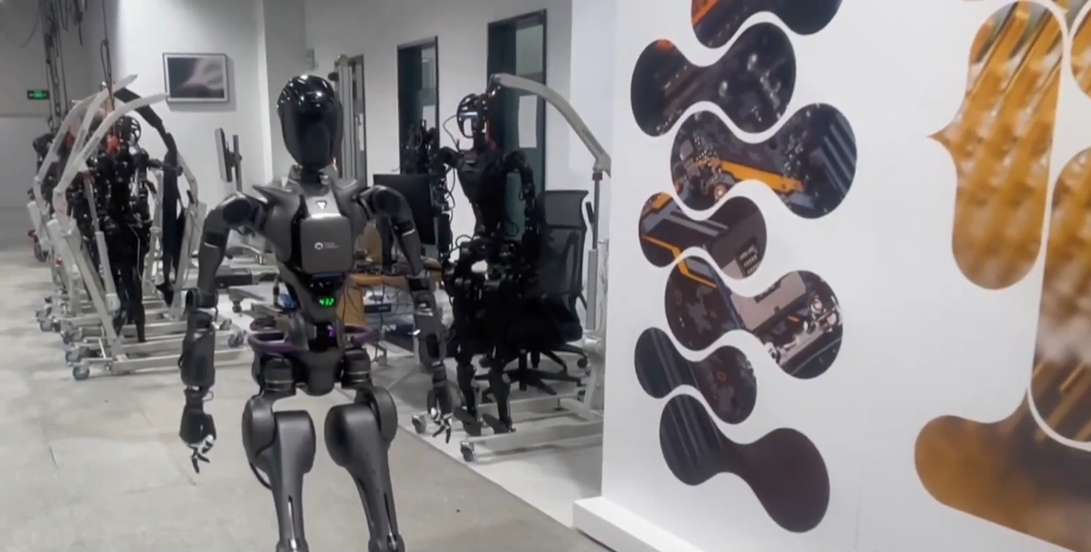 SUA interzic importurile de roboți umanoizi și patrupezi din motive de securitate