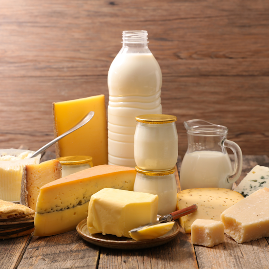 Laptele, untul și brânza sunt mai ieftine în Germania sau în Marea Britanie