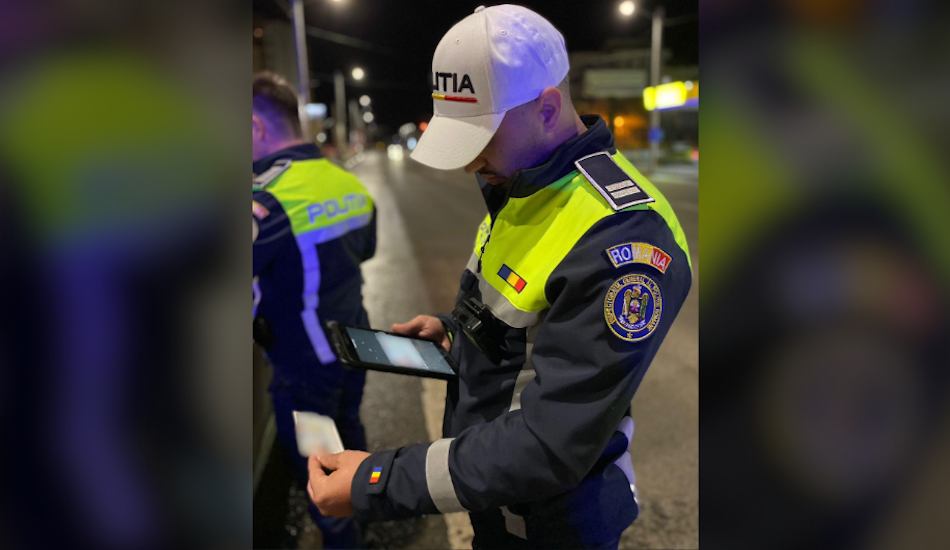 eDAC este noua aplicație prin care, cu ajutorul unor dispozitive mobile, precum telefoane sau tablete, polițiștii vor putea să verifice datele unei persoane