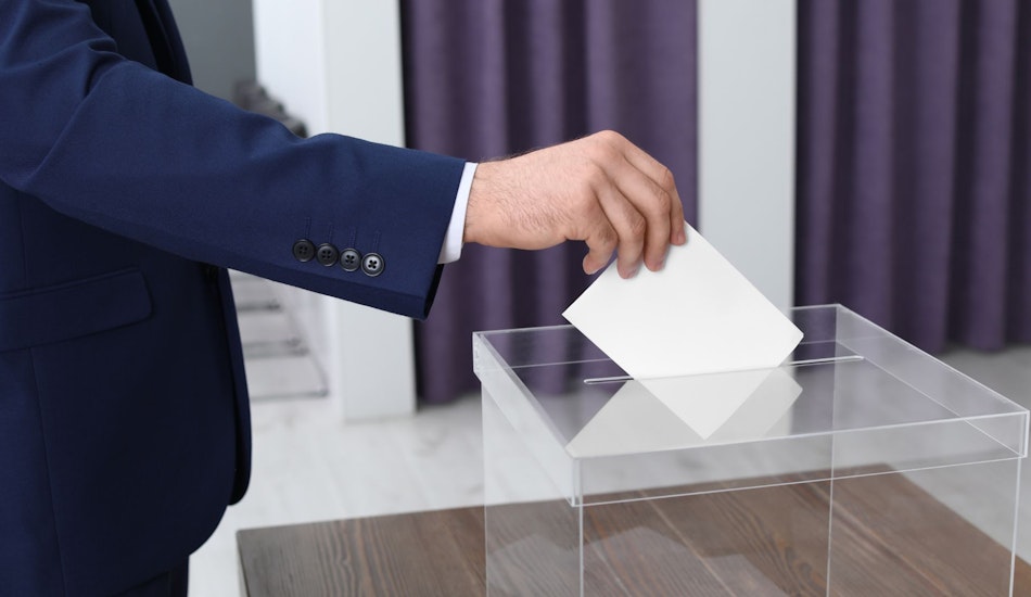 Românii din Diaspora se pot înregistra online pentru a vota la alegerile prezidenţiale