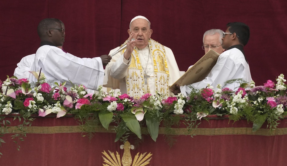 Papa a dat instrucţiuni despre cum doreşte să fie oficiată înmormântarea lui