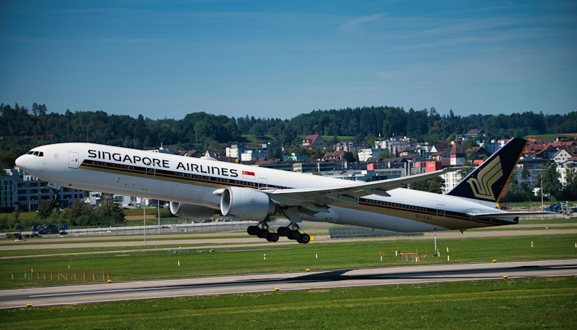 Un cetățean britanic a murit la bordul unui avion al companiei Singapore Airlines