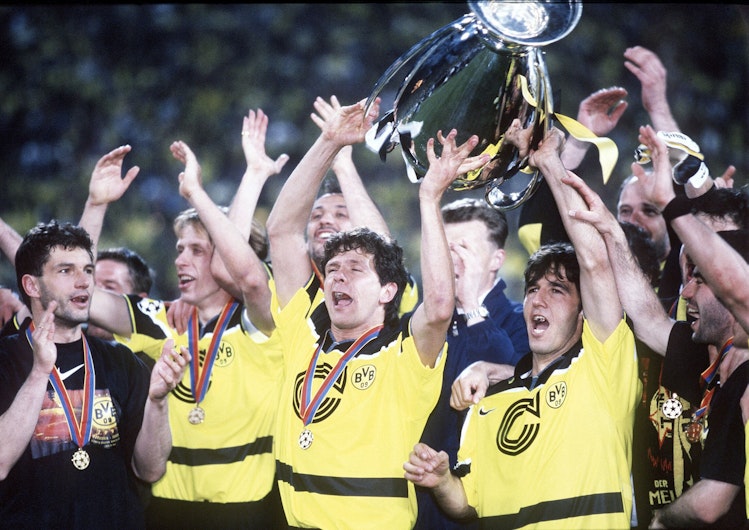 jucatori borussia dortmund trofeu