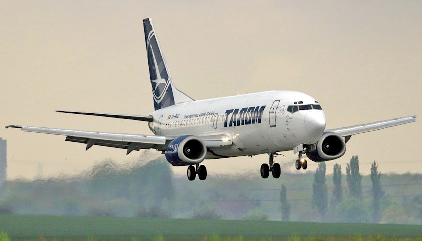TAROM a anunțat crearea unei adrese de email speciale pentru pasagerii afectați de anulările zborurilor