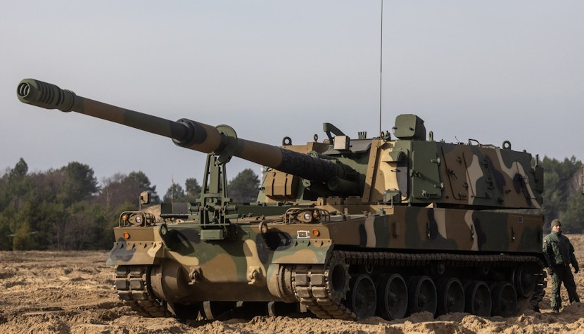 Armata Română va avea în dotare obuziere autopropulsate K9