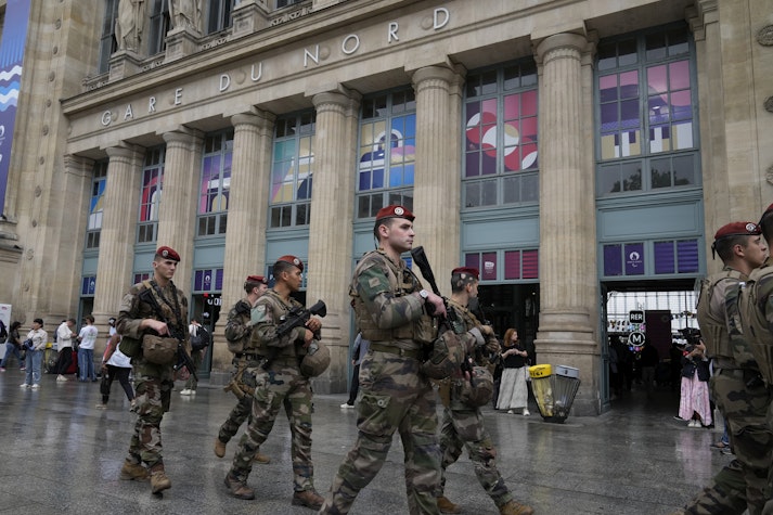 Militari francezi