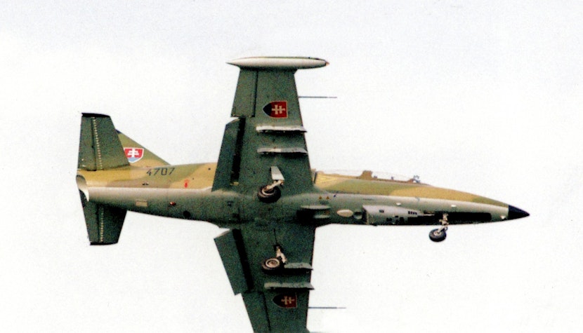 Avionul de tip L-39ZA din dotare aviației slovace, similar cu cel care s-a prăbușit