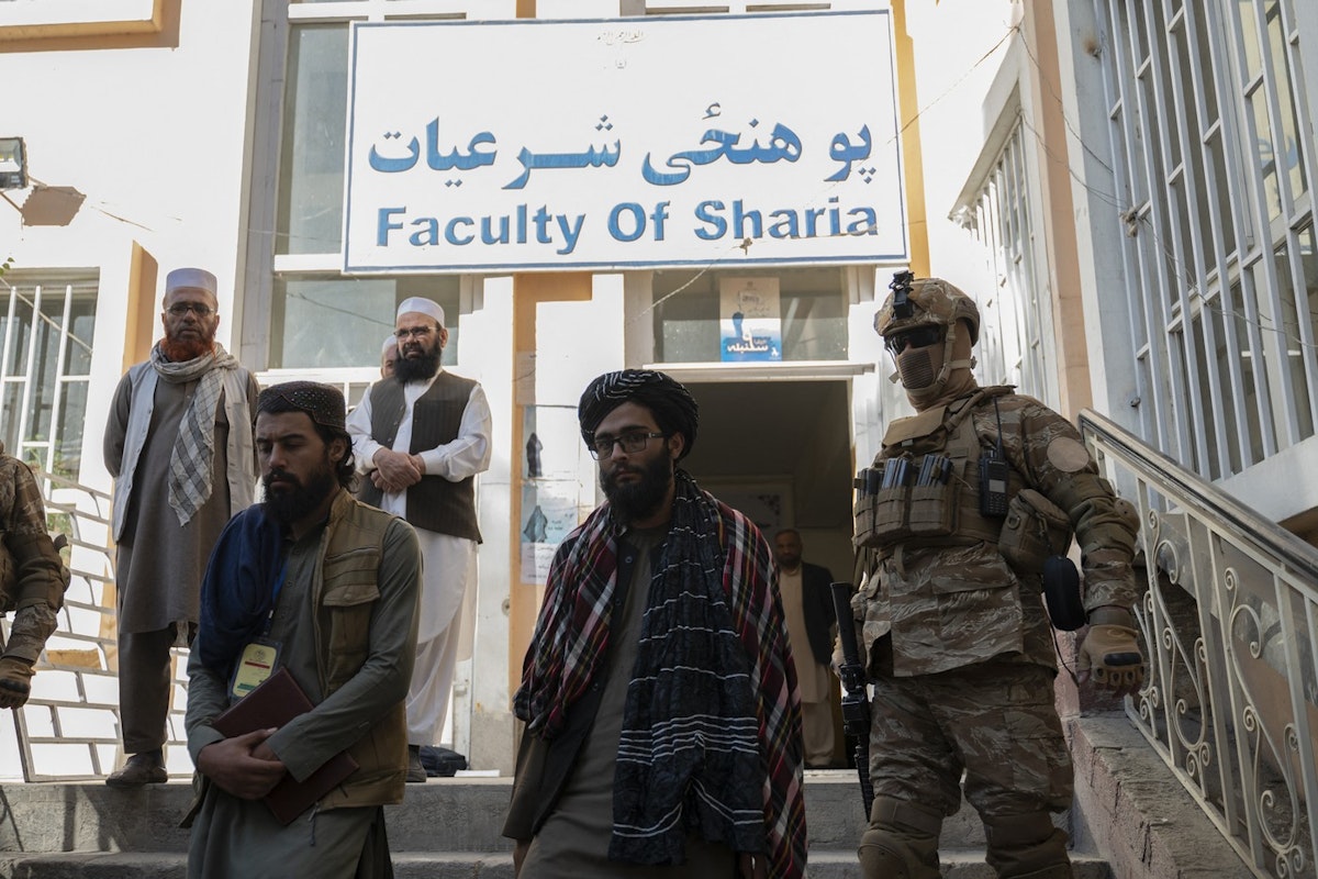Talibanii sărbătoresc cinci ani de la revenirea la putere şi invită la investiţii în Afganistan
