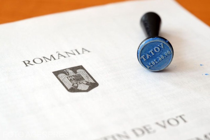 buletin de vot si stampila de vot