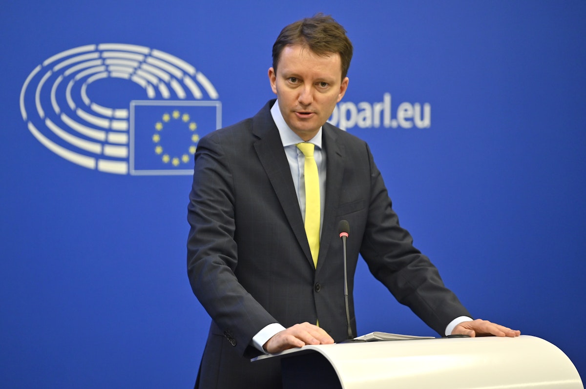PNL, USR și UDMR au votat propunerea Siegfried Mureșan pentru funcția de premier: susțin un guvern minoritar de dreapta