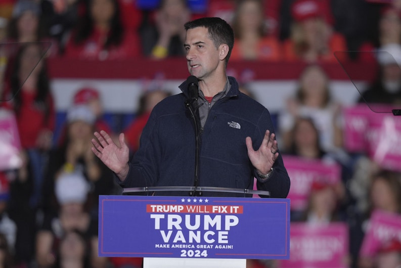 Tom Cotton