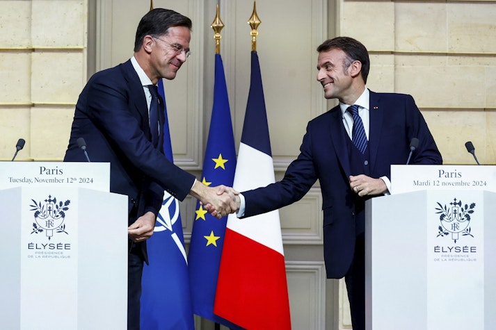 Emmanuel Macron și Mark Rutte
