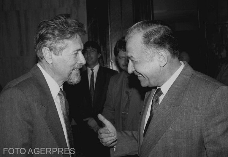 Emil Constantinescu și Ion Iliescu