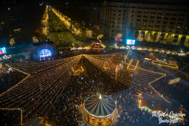 Târgul de Crăciun din Piața Constituției