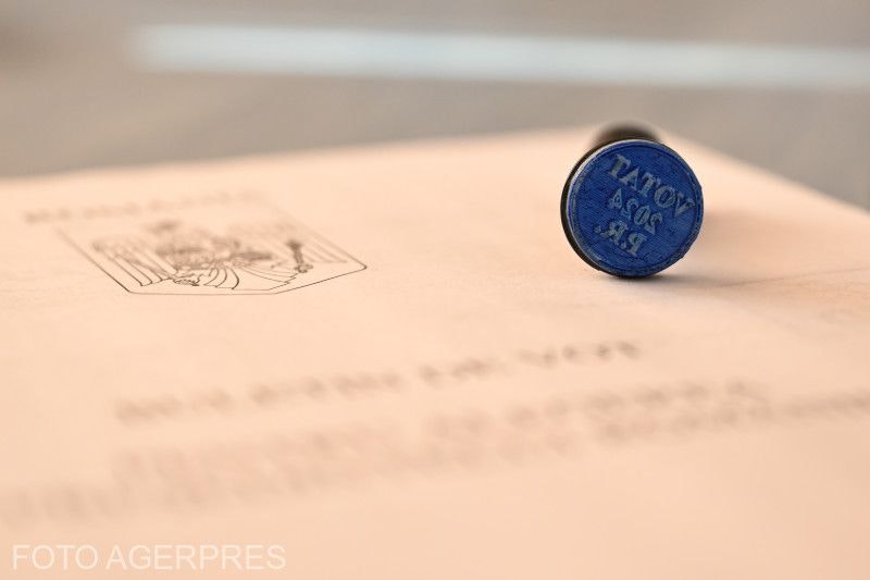 Cum votezi în turul doi al alegerilor prezidențiale 2024: candidați, procedură de vot, programul secțiilor de votare