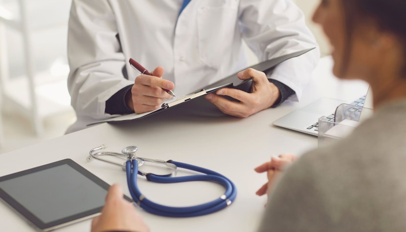 Un primar italian le interzice locuitorilor să se îmbolnăvească grav, pentru a atrage atenția asupra crizei medicale medici
