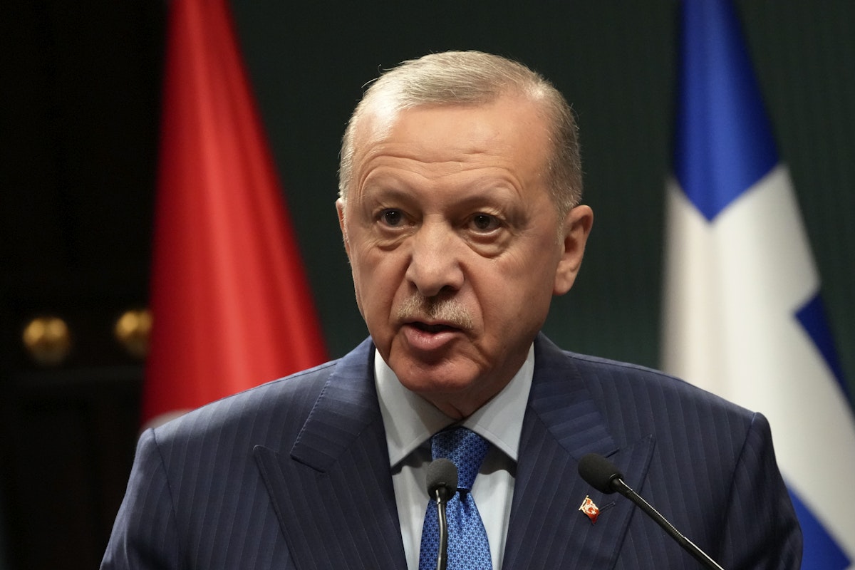 Turcia solicită un rol mai mare în apărarea europeană înaintea summitului NATO