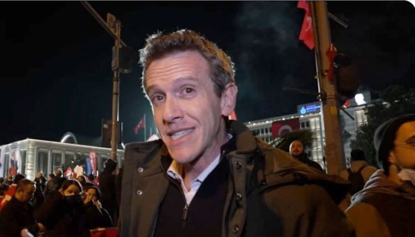 Mark Lowen