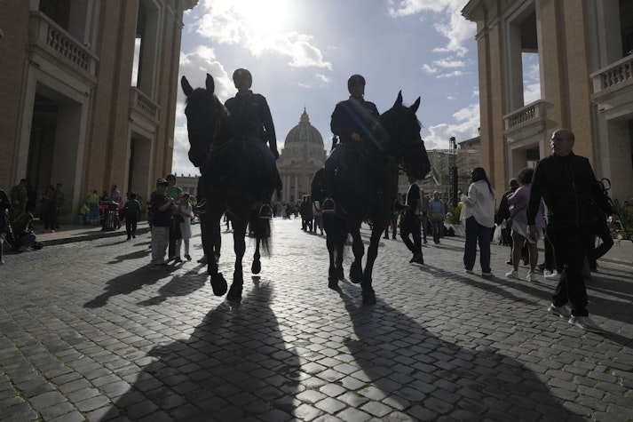 polițiști călare în roma