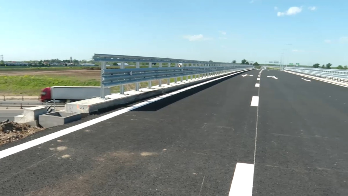 Inaugurare ratată pe A0: 13 kilometri de autostradă nu au mai fost deschiși. CNAIR și fostul secretar de stat, schimb de acuzații