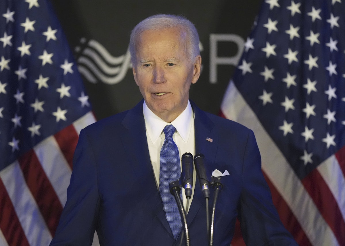 Joe Biden își publică memoriile după alegerile parlamentare din SUA