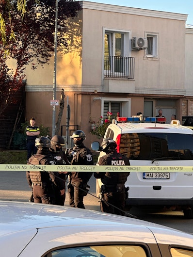 Mai multe efective de poliție, trimise la locul unde a avut loc crima