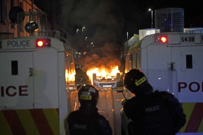 Proteste în Irlanda de Nord