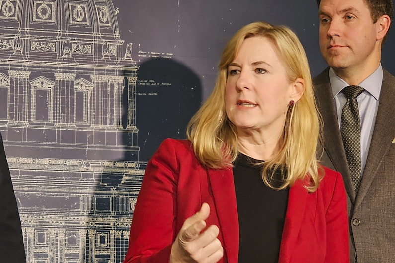 Melissa Hortman, șefa grupului Democraților din Camera Reprezentanților în Minnesota, a fost împușcată mortal