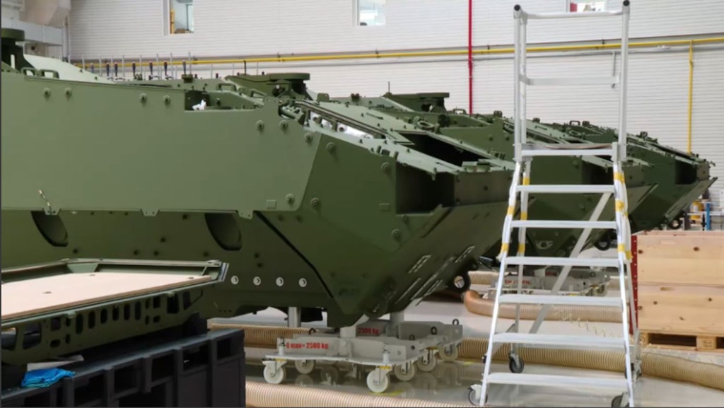 Vehicule blindate militare Piranha