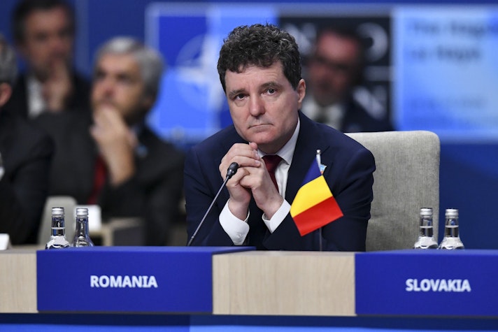 nicusor dan la summitul nato
