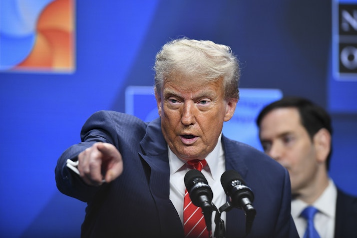 Donald Trump, la summitul NATO