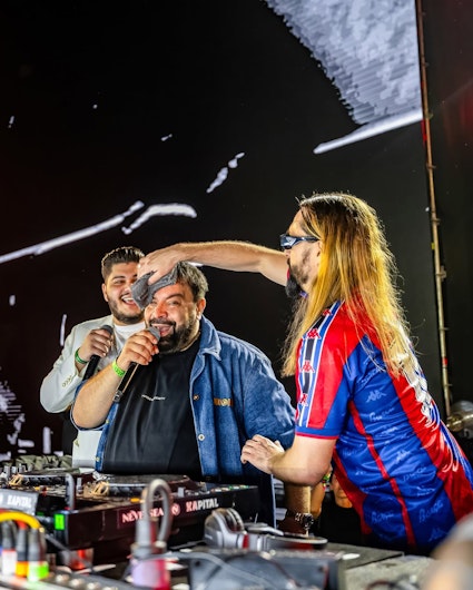 Florin Salam, invitat pe scenă la show-ul lui Salvatore Ganacci de la Neversea Kapital