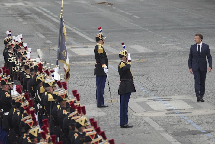 Emmanuel Macron, președintele Franței, la parada militară de Ziua Națională