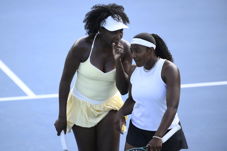 Venus William și Hailey Baptiste au câștigat partida la dublu